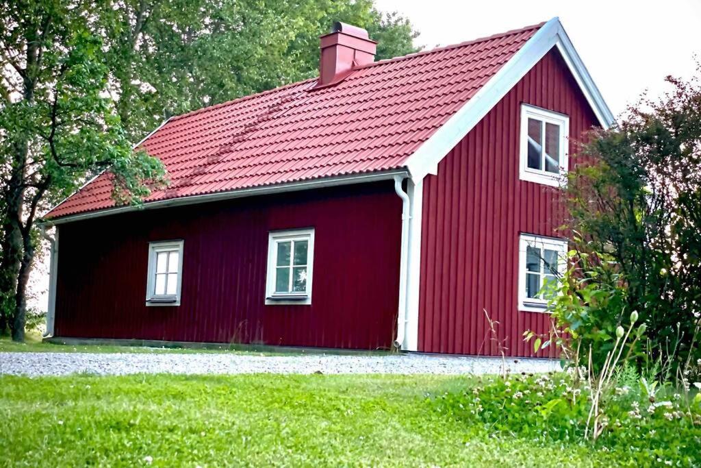Eget Hus Med Bra Laege Och Toppstandard Linköping Exterior foto